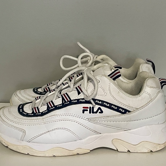Fila White Chunky Sneakers – Retro Tape Logo – Size 9 - Picture 3 of 4